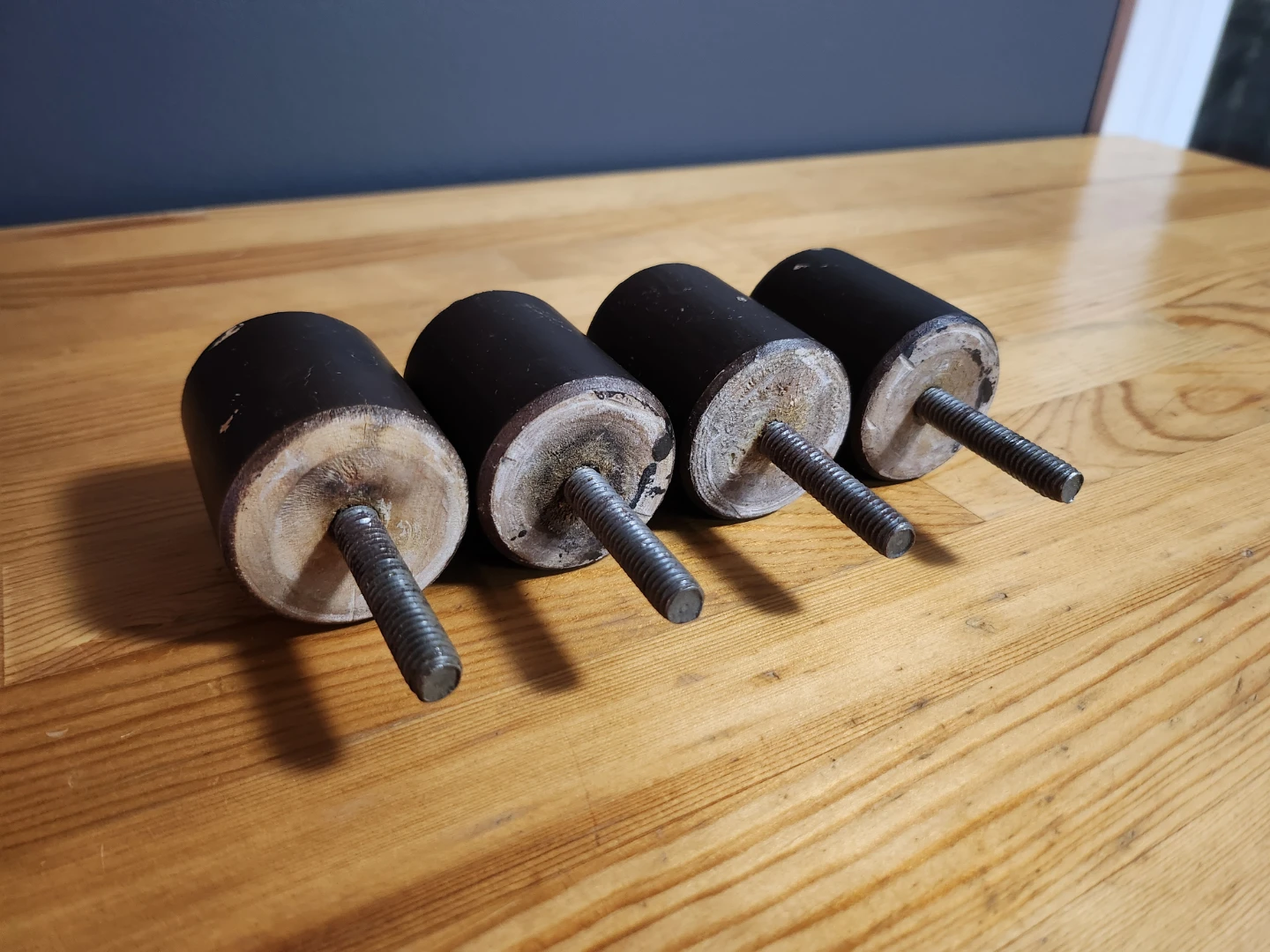 Wood Furniture Couch Legs - photo 2