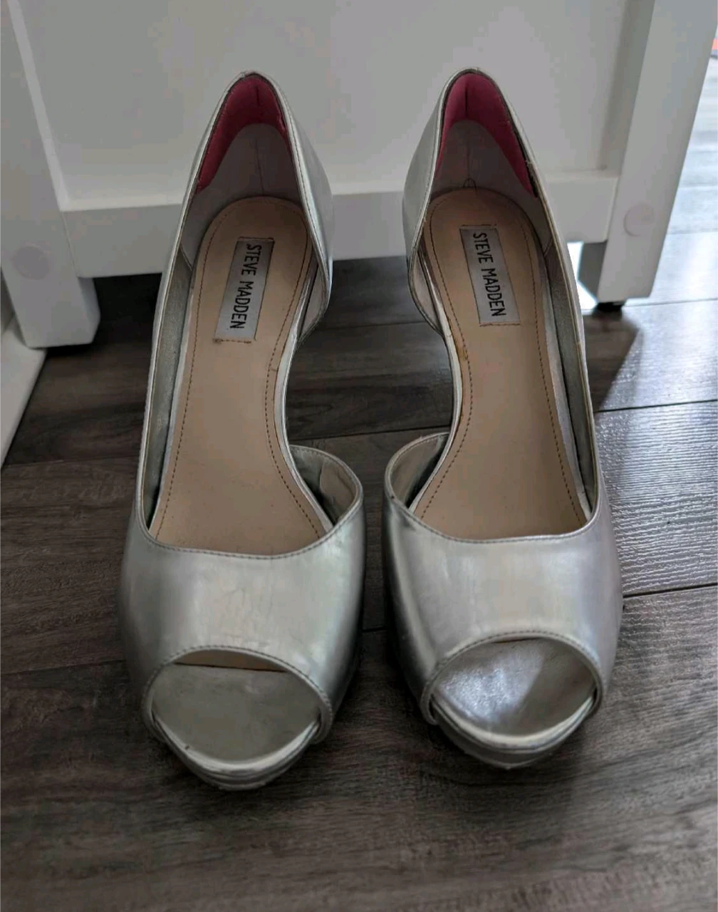 Steve Madden Silver Peep-Toe Heels - Size 8.5M