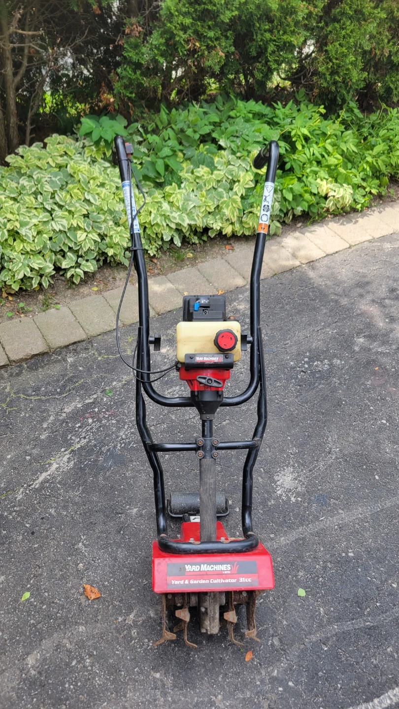 GAS Yard Machines Yard & Garden Cultivator 31cc