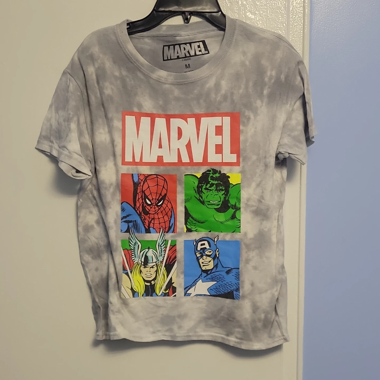 Marvel Avengers Tie-Dye T-Shirt Size M