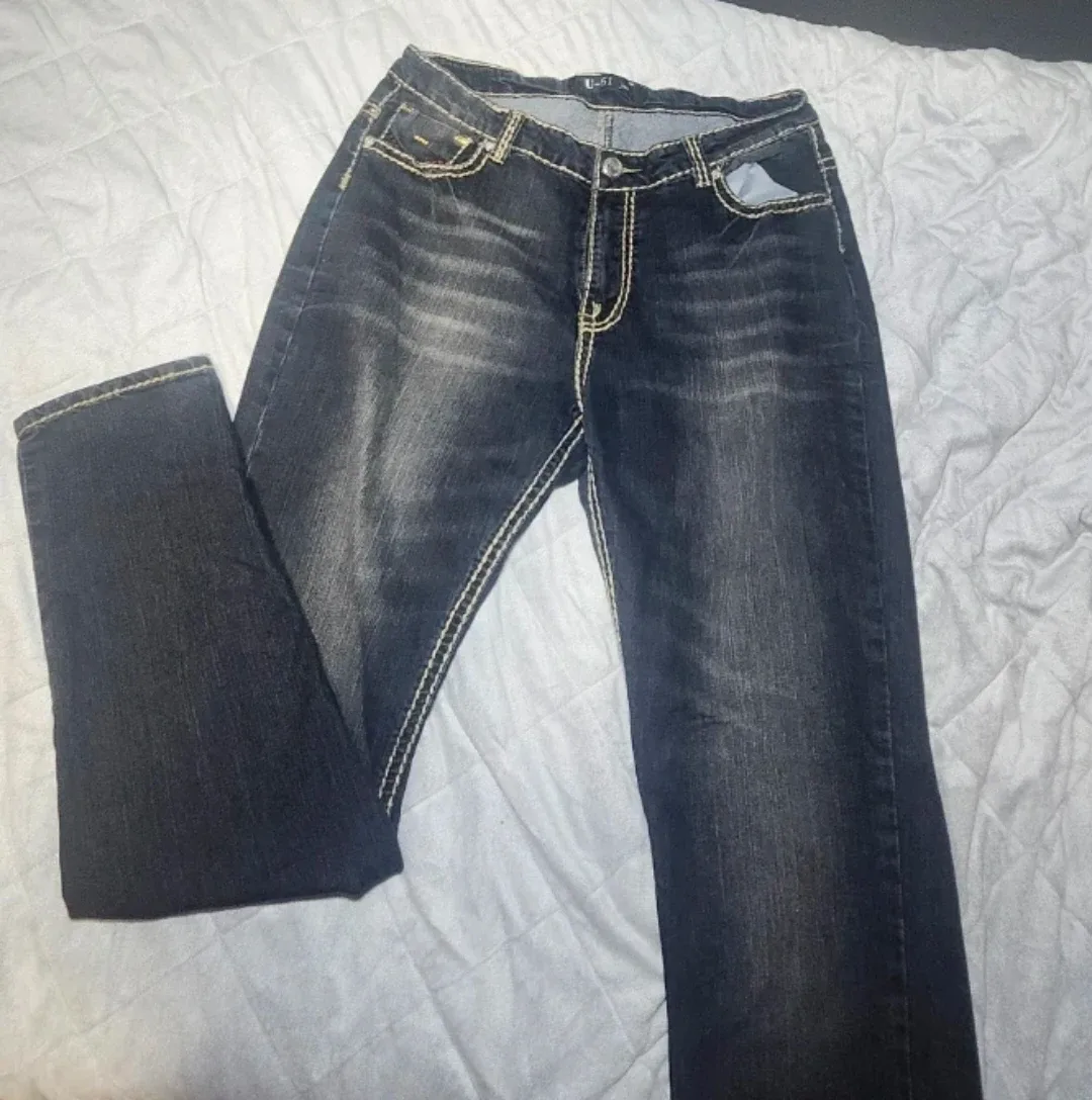 U-51 Jeans Women's Dark Wash Denim with Star Pocket Detail