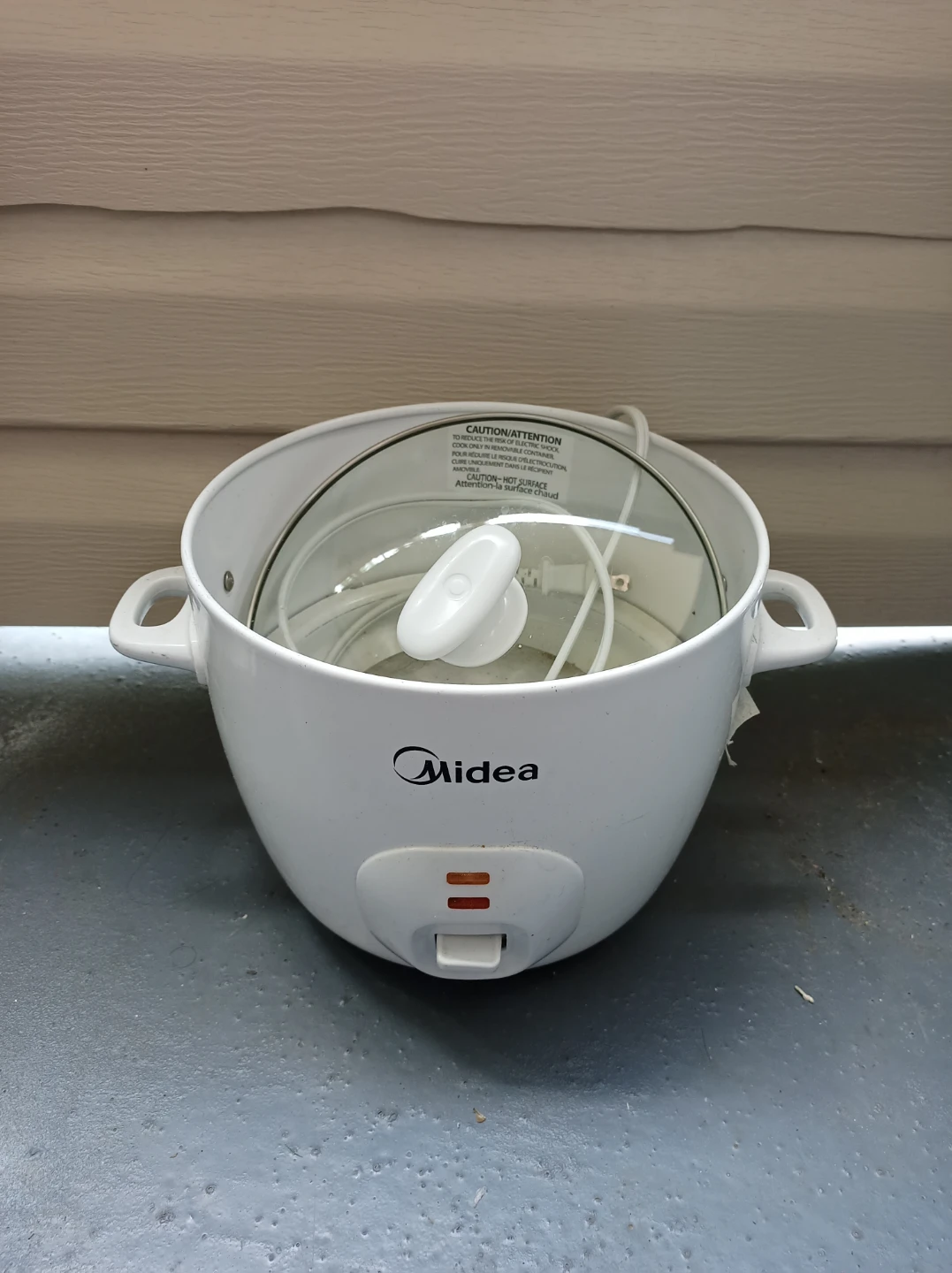 Free Rice Cooker ( NO Insert)