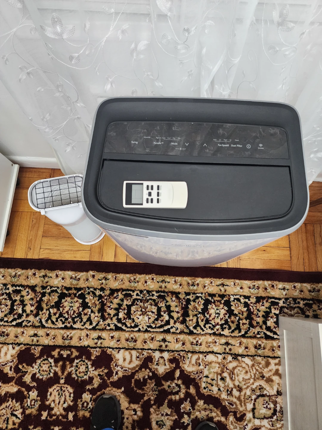 Portable AC 14000 BTU Model FHPW142AC1 - photo 4