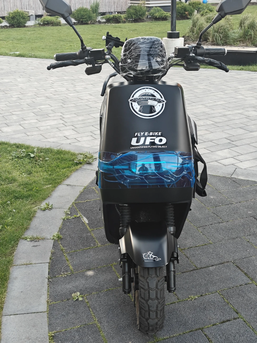 FLY E-BIKE UFO Scooter