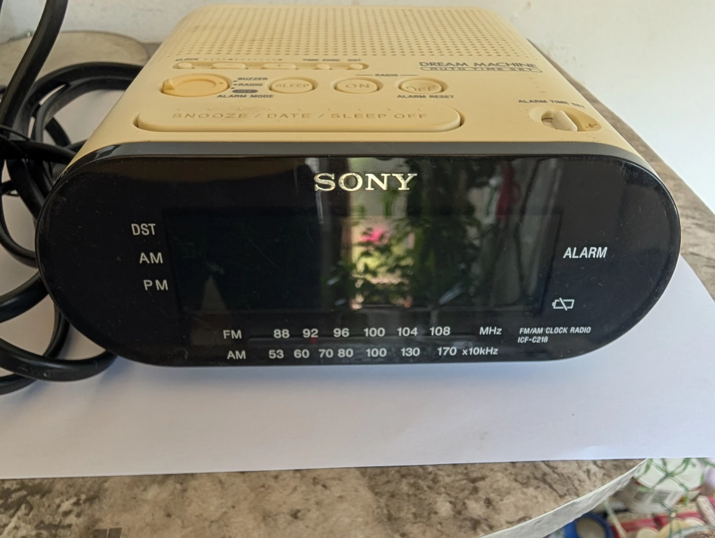 Vintage Sony Dream Machine ICF-C218 FM/AM Radio Clock
