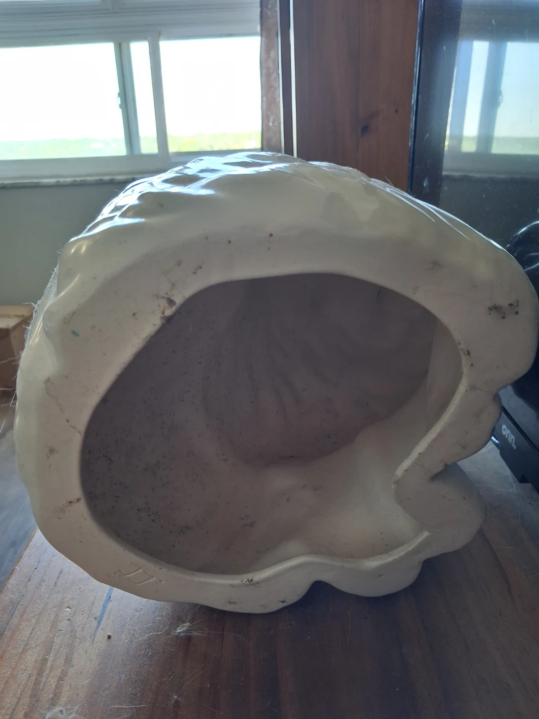 White Ceramic Cat Figurine - photo 4