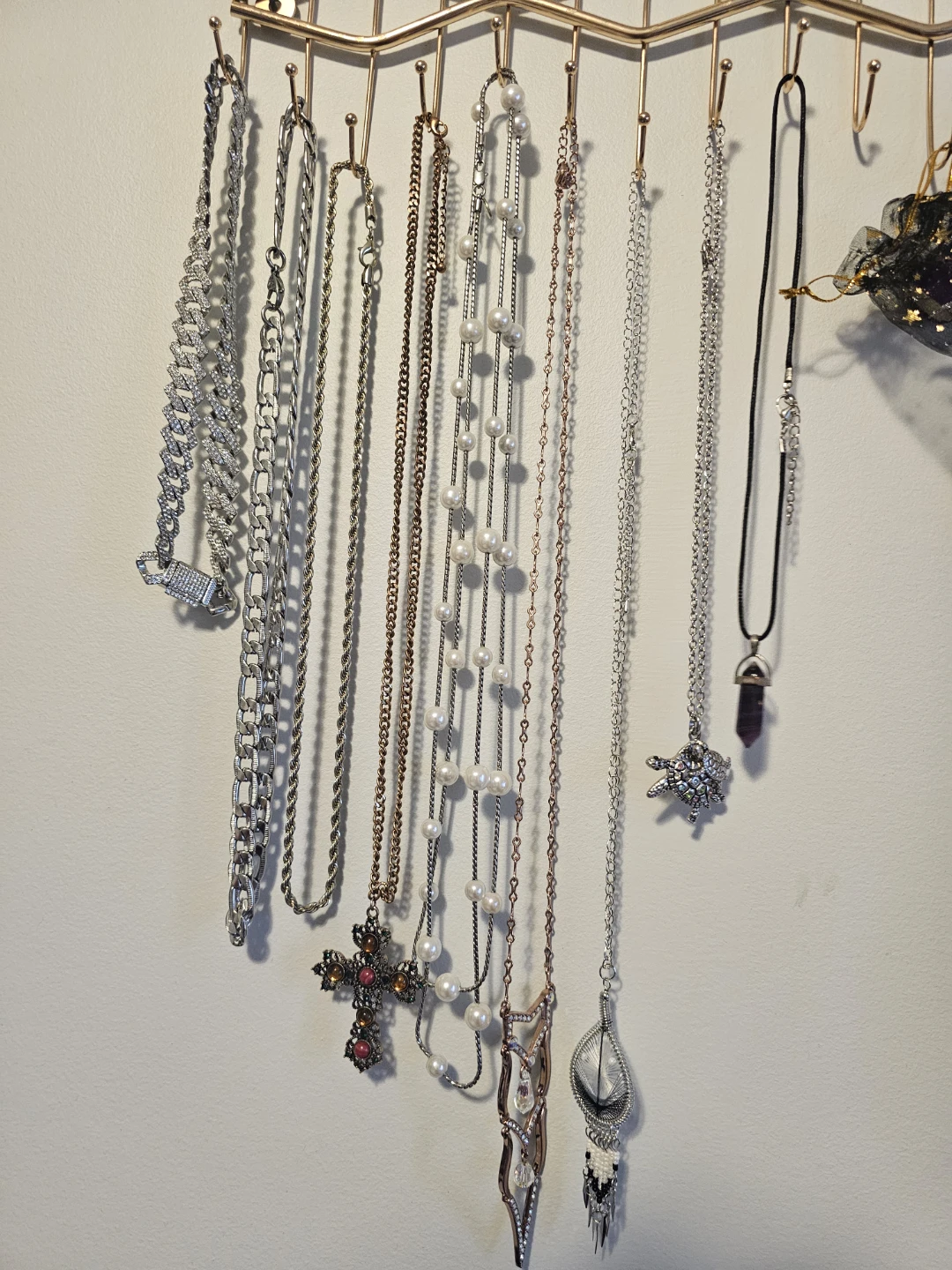 Various necklaces