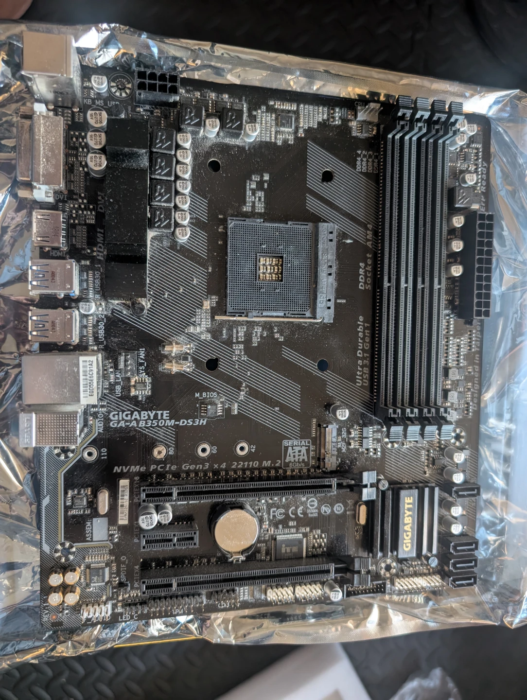 Gigabyte AB350M-DS3H AM4 Motherboard - photo 4