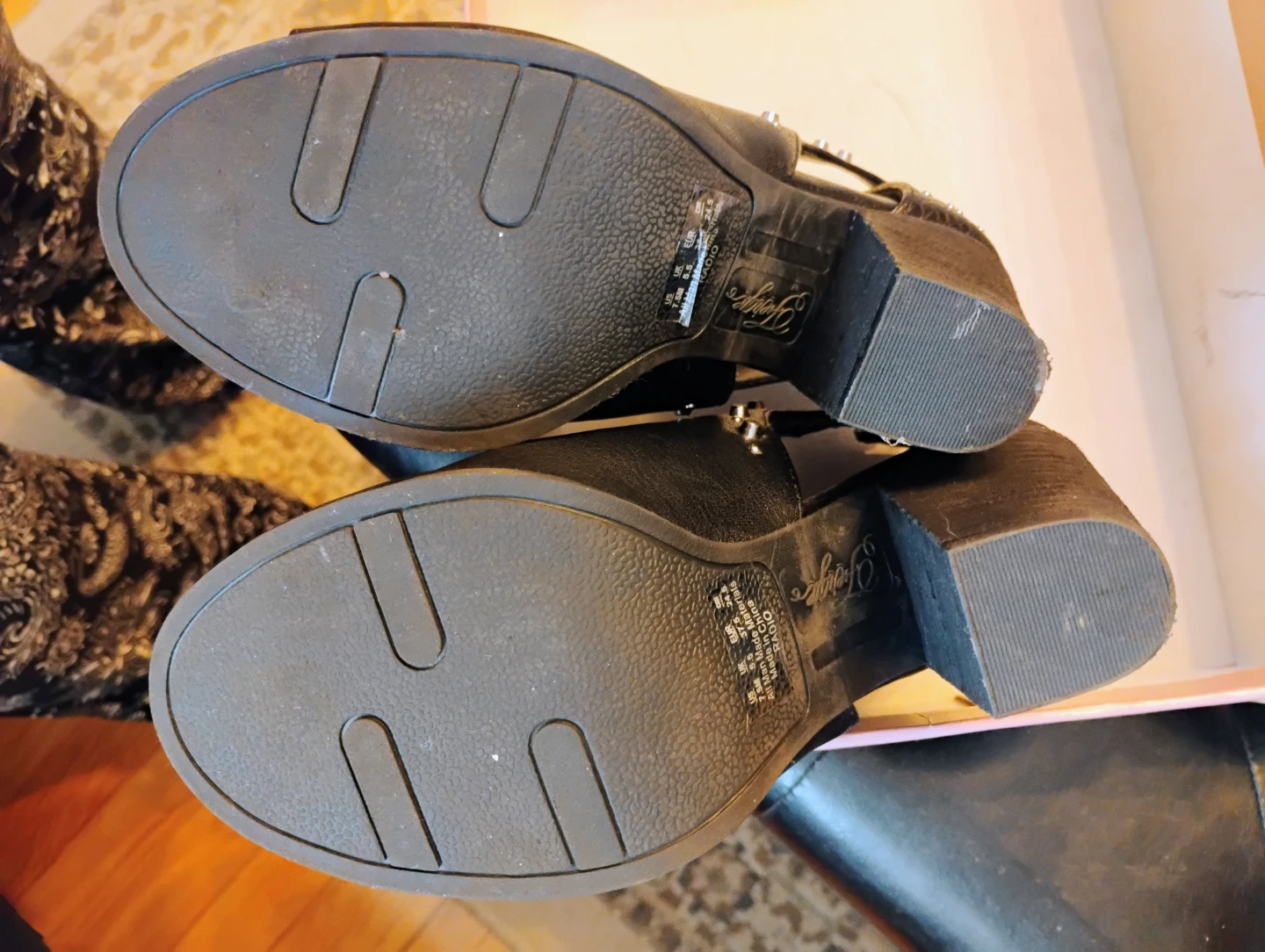 Black Studded Fergie Peep Toe Ankle Boots 7.5 - photo 3
