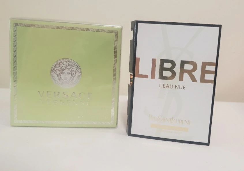 Brand new Versace Dylan Gift Set 30ml and 1.5 Ml