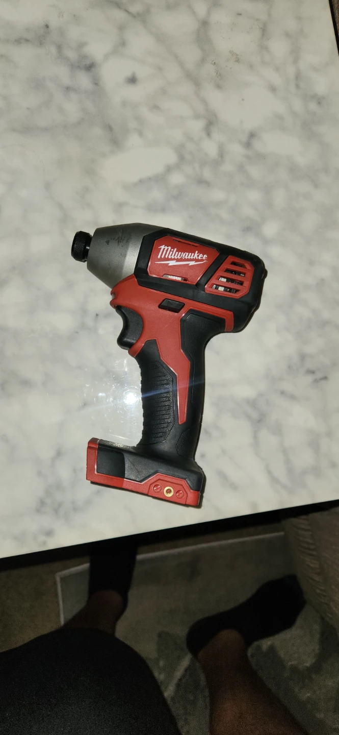 Milwaukee M18 1/4 in. Hex Impact Driver (Tool-Only)