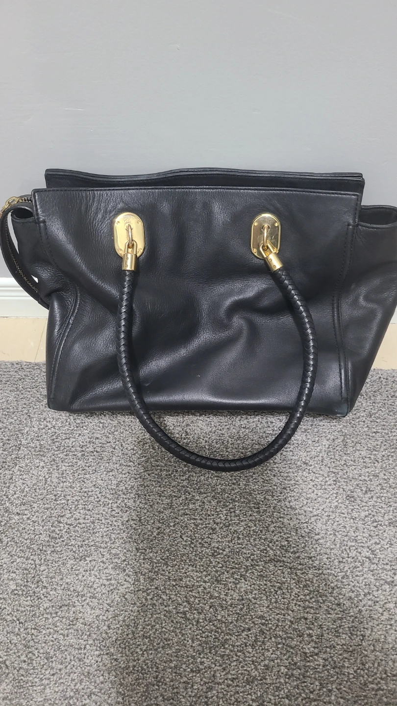 Cole Hahn leather purse