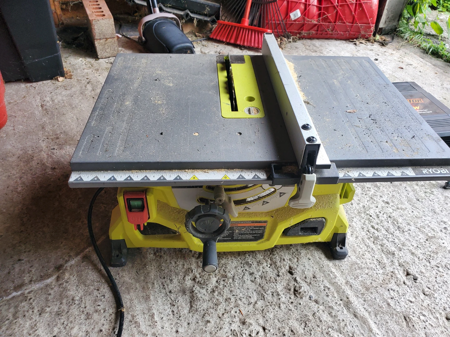 Ryobi Table Saw