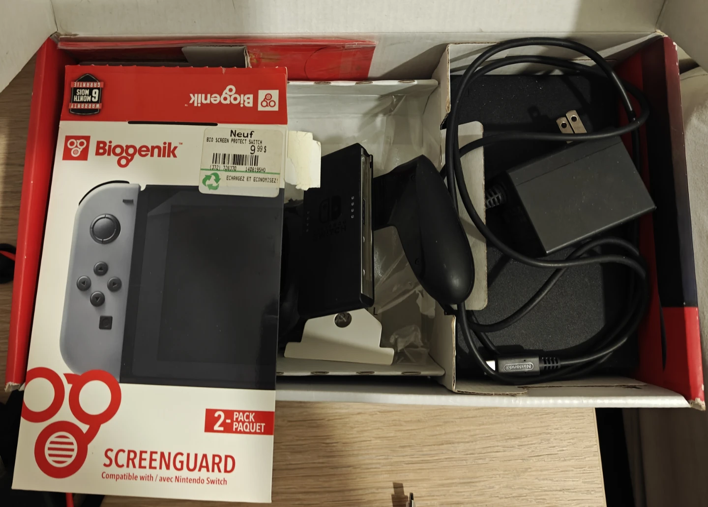 Nintendo Switch 1 v2 with Poké Ball Case - photo 3
