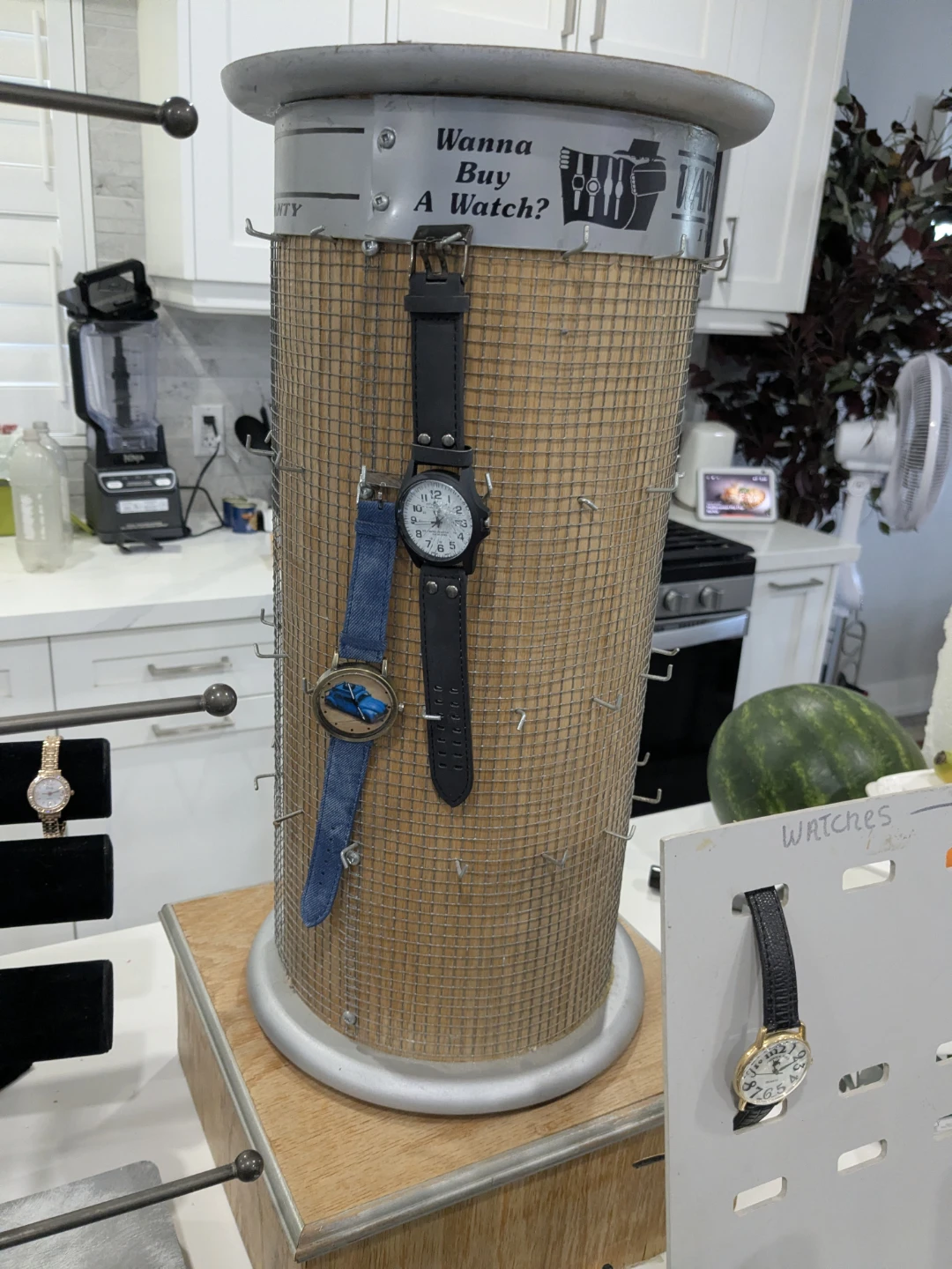 Assorted Watch, jeweley Displays please read description first - photo 2