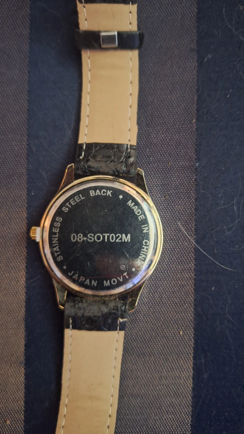 The Royal Canadian Legion's  Memorial  watch - photo 3