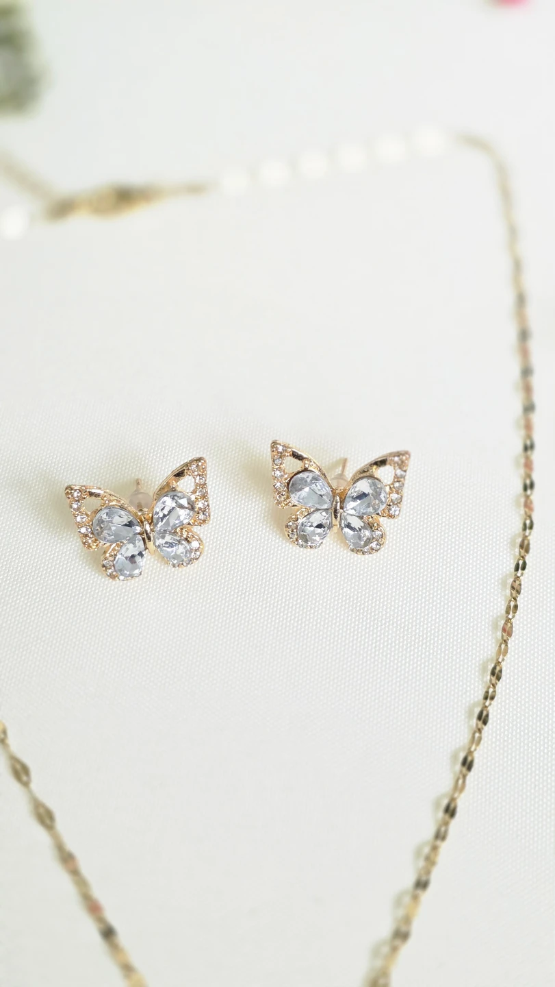 Butterfly Necklace and Earring Set - photo 3