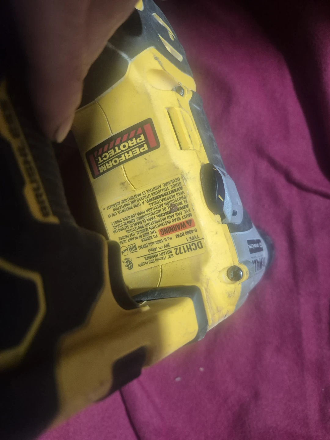 DEWALT DCH172 20V Brushless Rotary Hammer Drill - photo 2