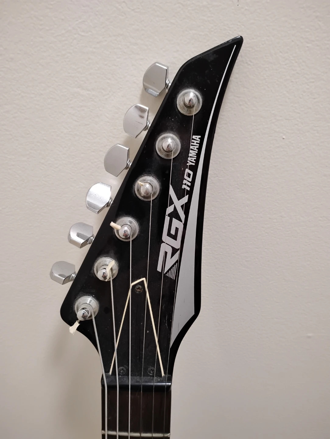 1987 Yamaha RGX 110 guitar