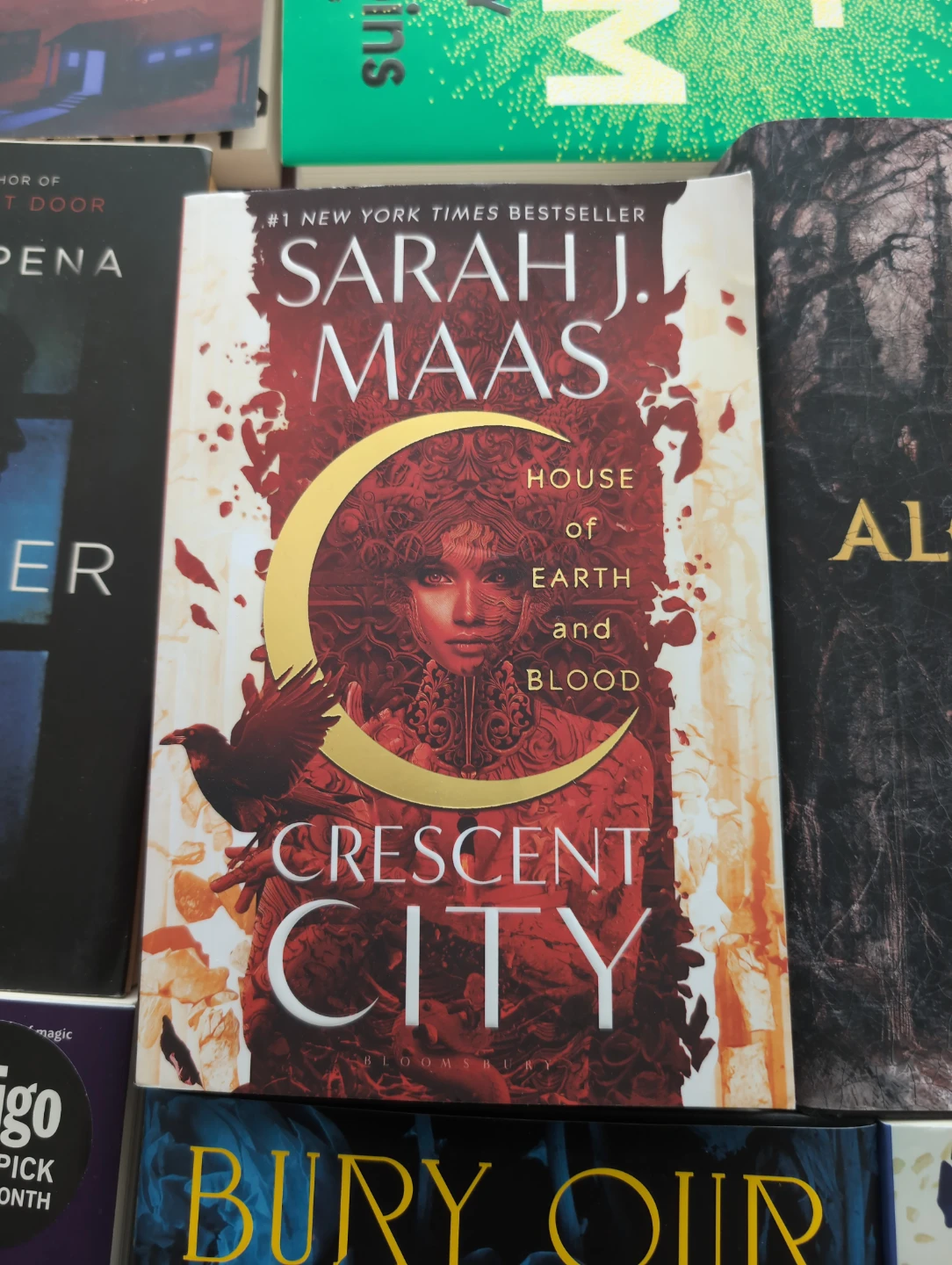 Assorted Fantasy and Mystery Novels - photo 3