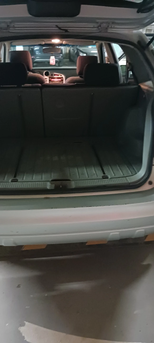 Silver Toyota Matrix Wagon - photo 5