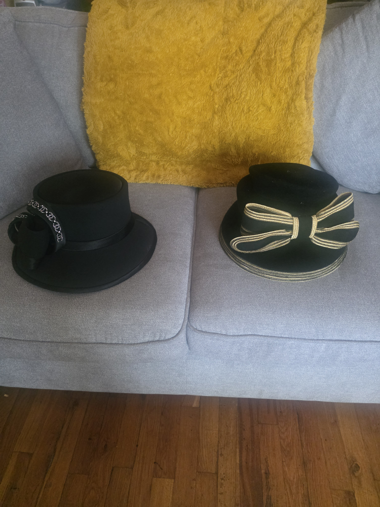 Black Divine Hat with Beaded Embellishment - photo 5