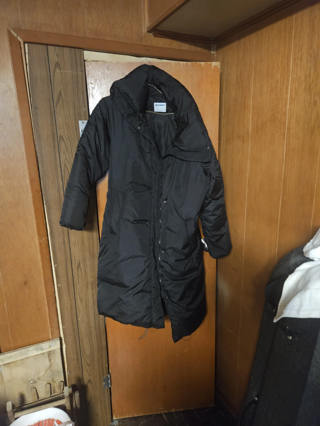 Old Navy Black Puffer Coat - photo 2