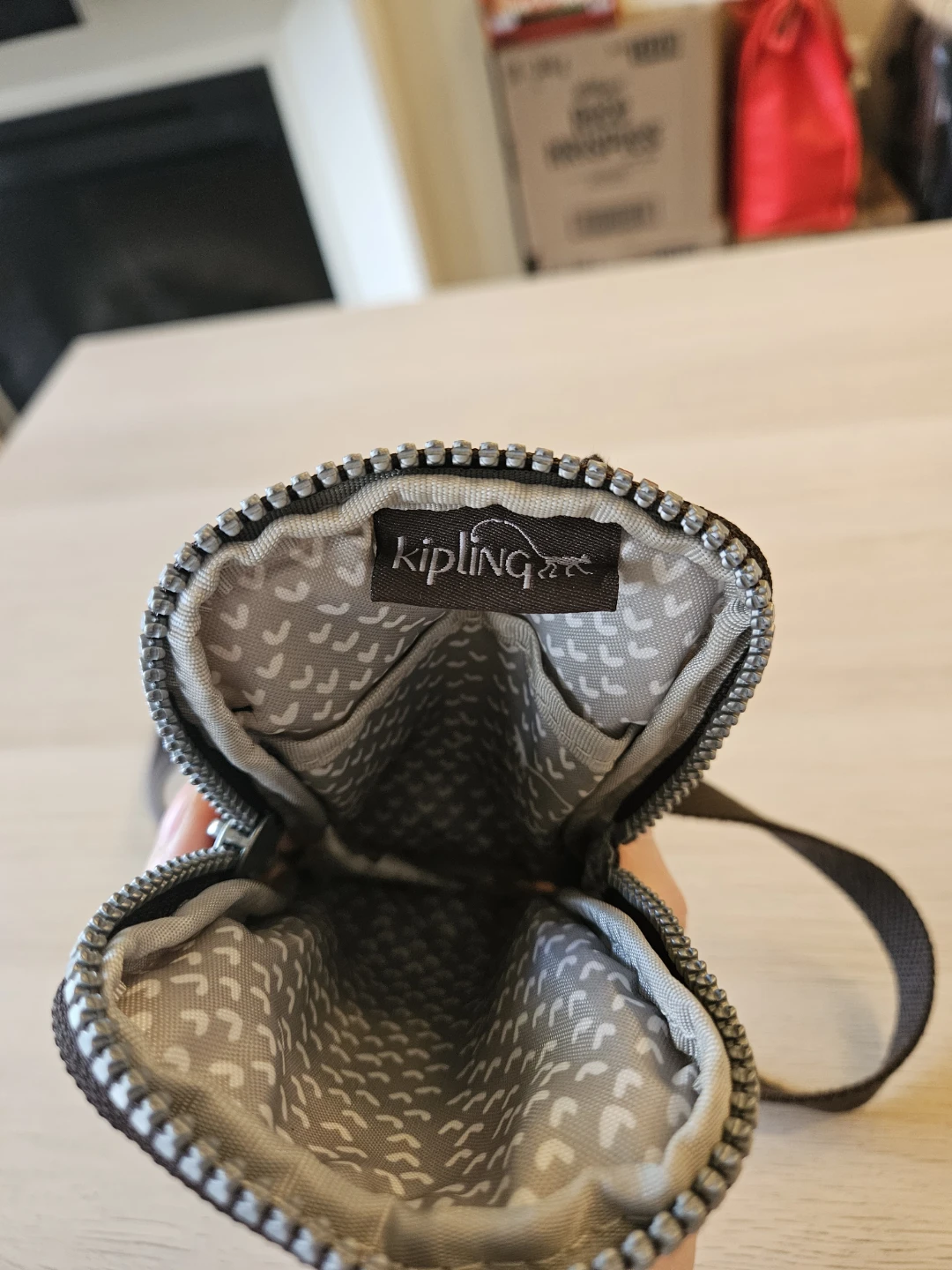 New Kipling Leopard Phone Bag - photo 4