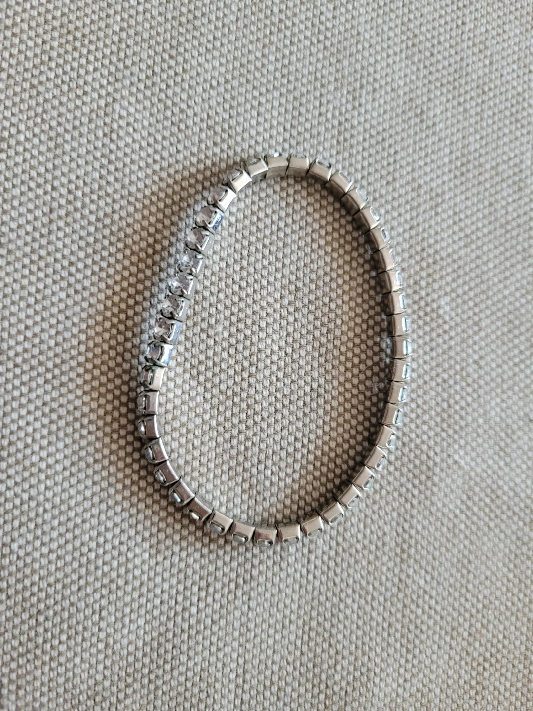 Silver-tone rhinestone stretch bracelet