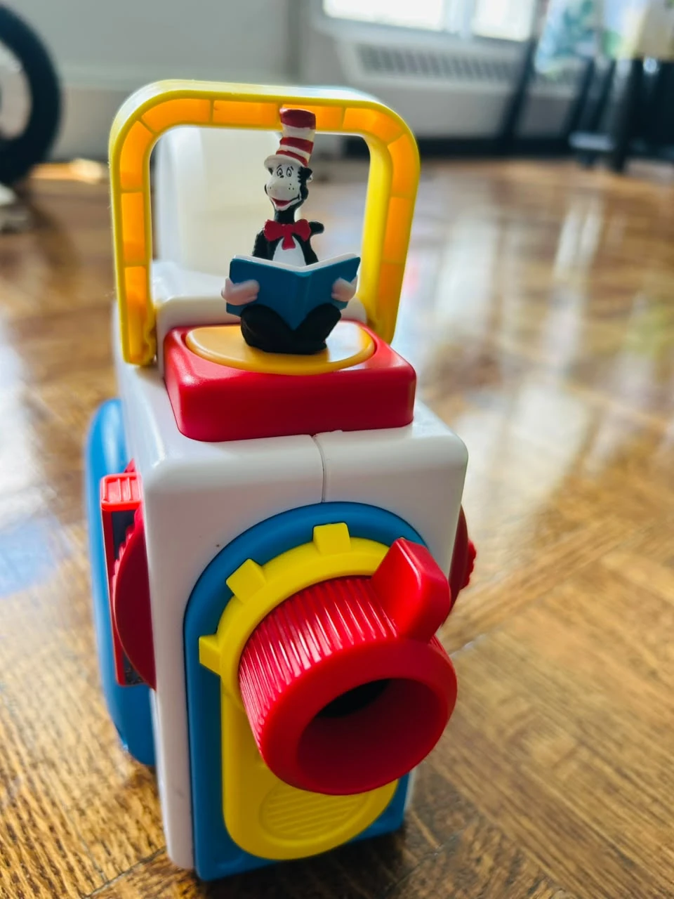 Little Tikes projector toy with The Cat in the Hat stories - photo 2