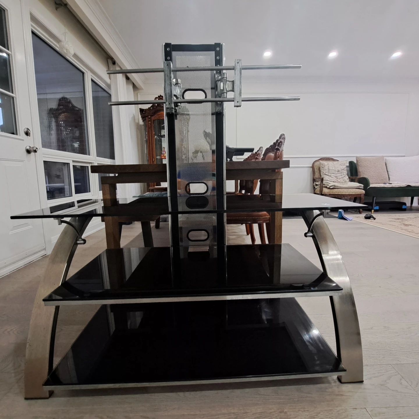 LG TV +Stand - photo 3