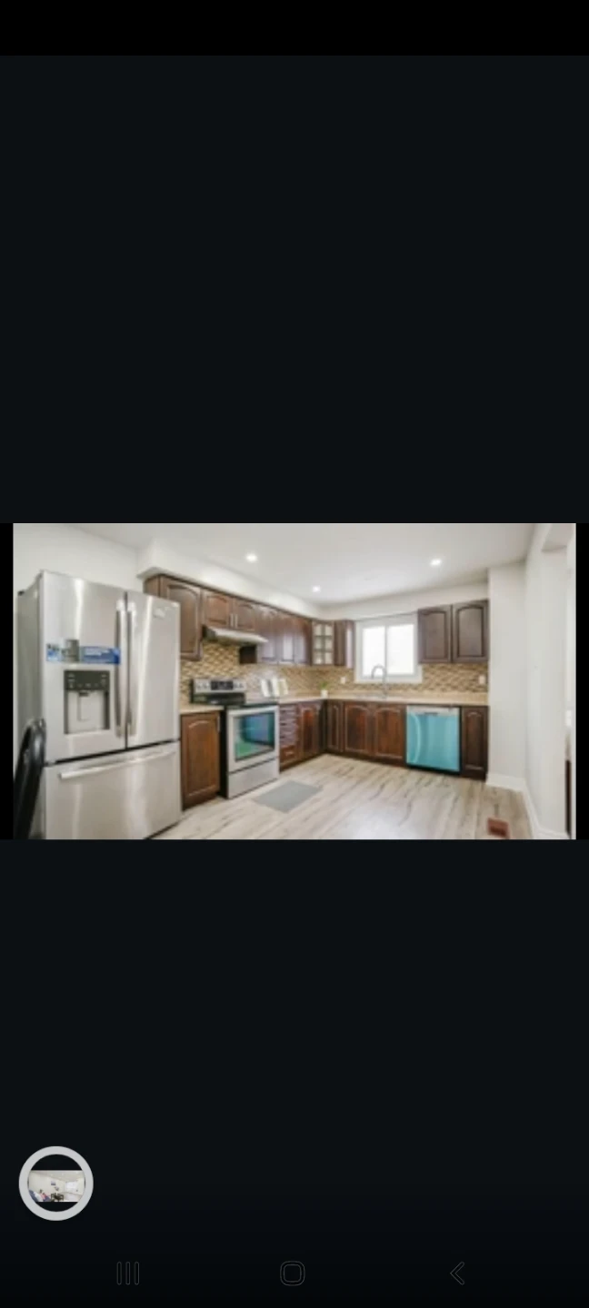 4 Bedrooms,  2 washroom  detached  house  for Rent - photo 2