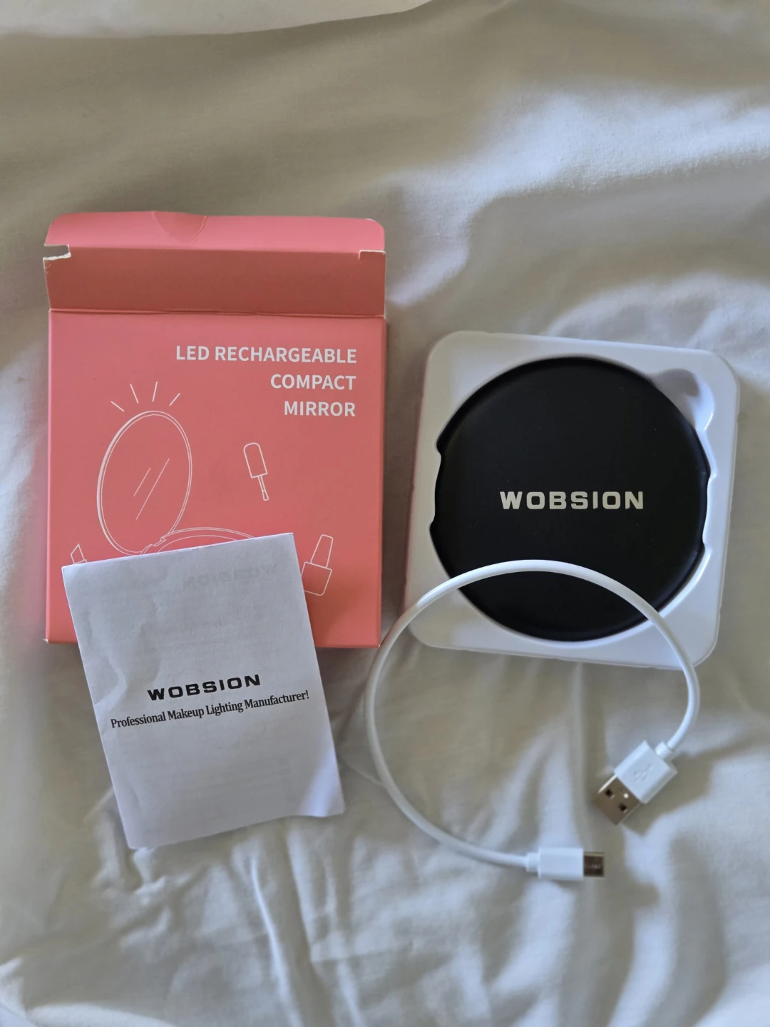 Wobsion LED Rechargeable Compact Mirror - photo 2