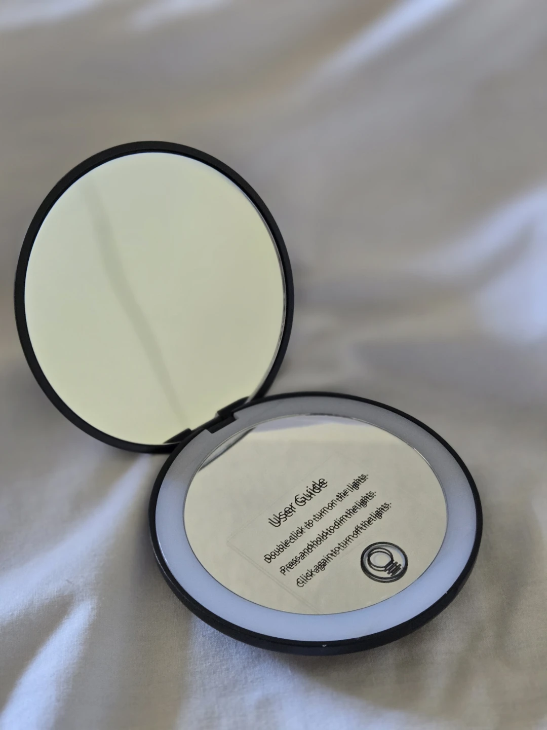 Wobsion LED Rechargeable Compact Mirror - photo 3