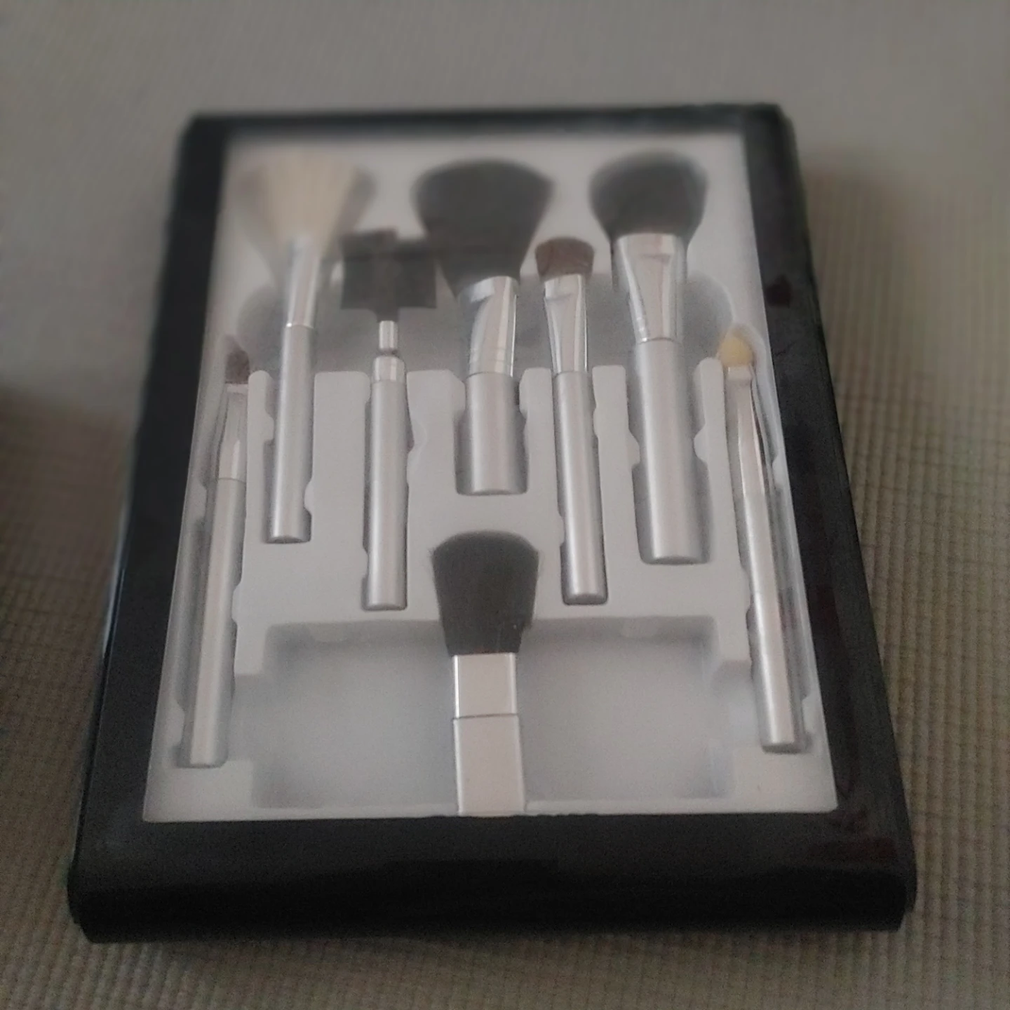 Set of 7 Makeup Brushes