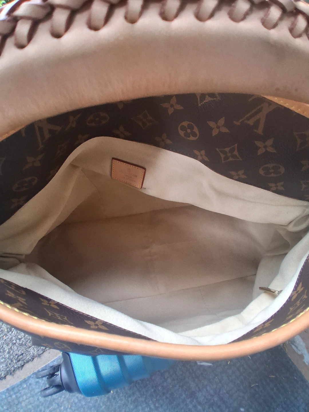 Louis Vuitton Monogram Tote Bag - photo 5