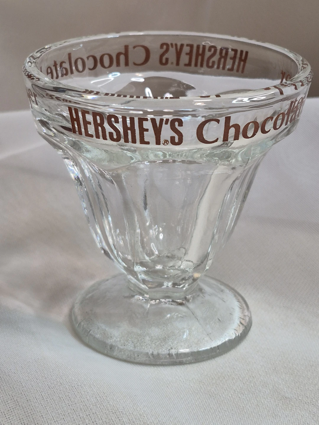 So Fun Pair of Hersey's Sundae Serving 🍨 Dishes Bowls - photo 3