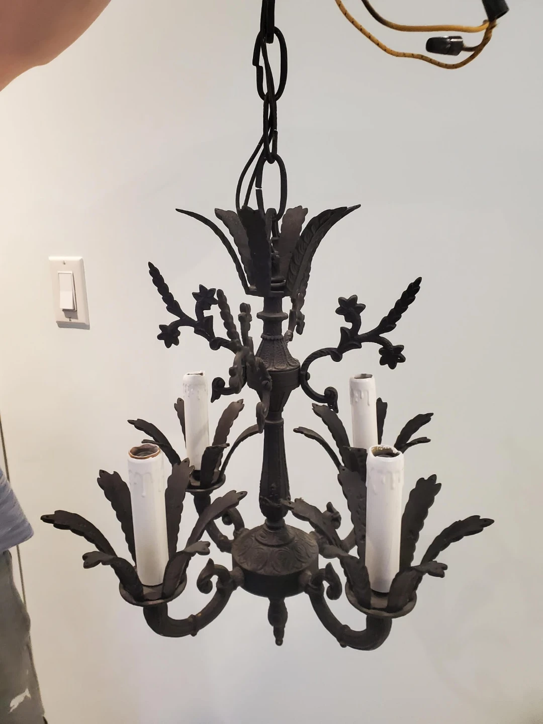 Vintage Brass 4-Light Chandelier painted black. Approx 16" tall. - photo 4