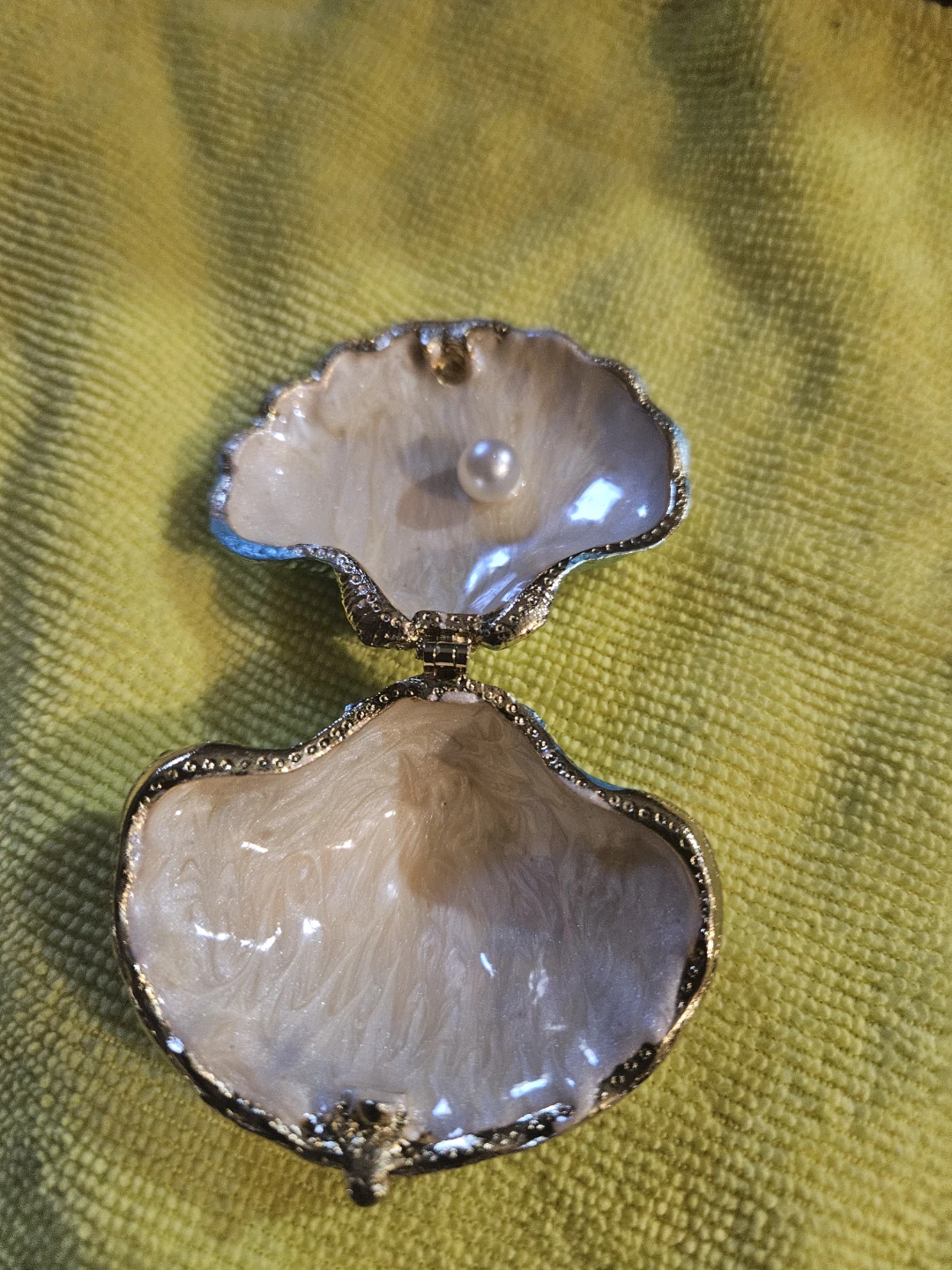 Decorative Seashell Trinket Box with Pearl Accent - photo 5