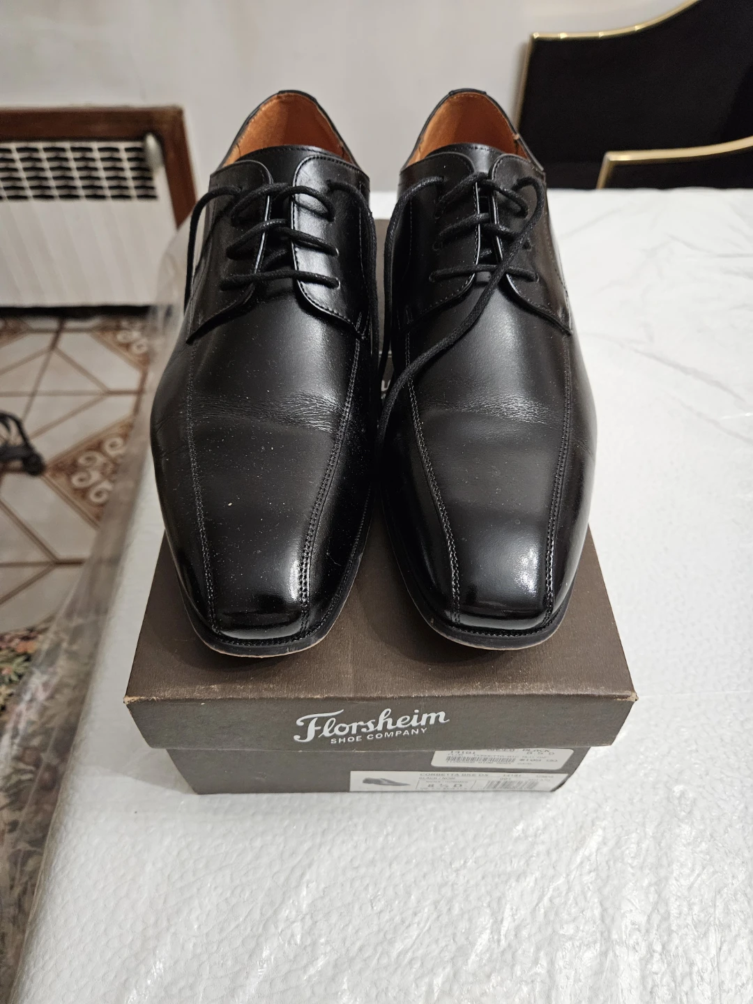 New floresheim leather shoes size 8.5