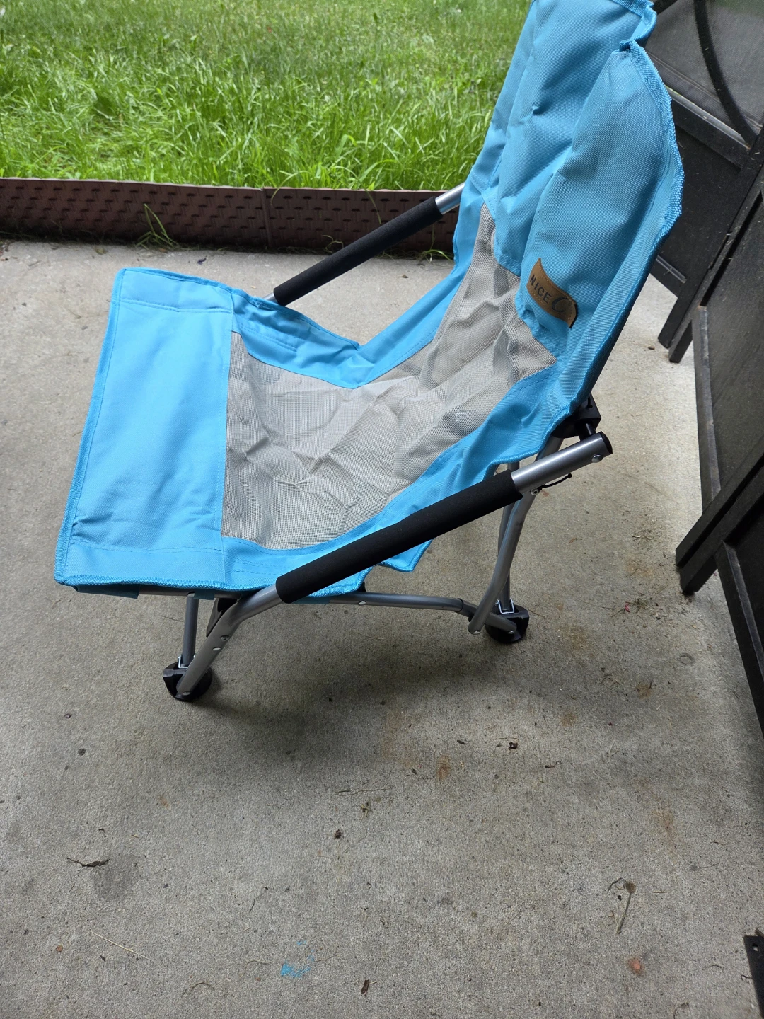 NEW Blue Beach Chair - photo 3