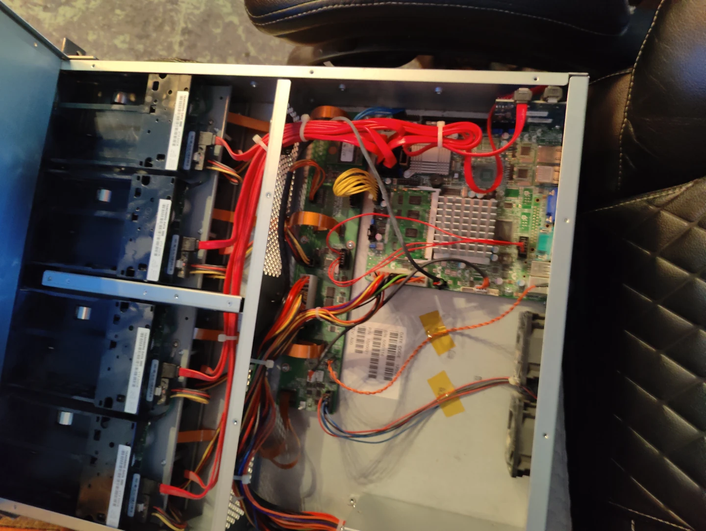 Rackmount Server wiith Hard Drives setup ready to go - photo 3
