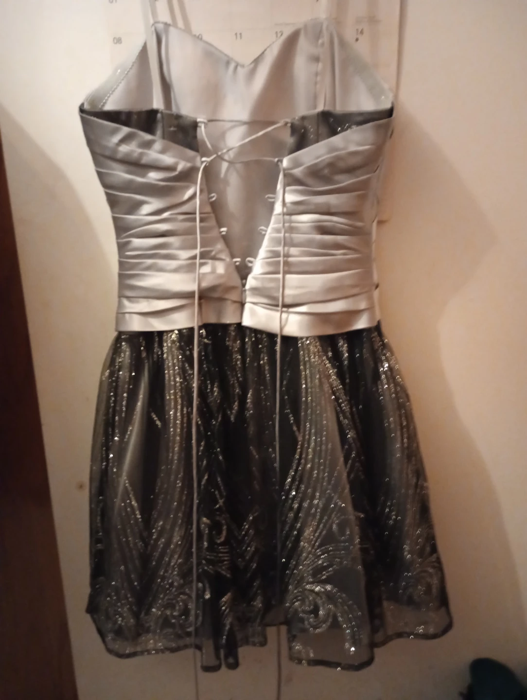 Hailey Logan by Adrianna Papell Silver Strapless Dress Size 9/4 - photo 2