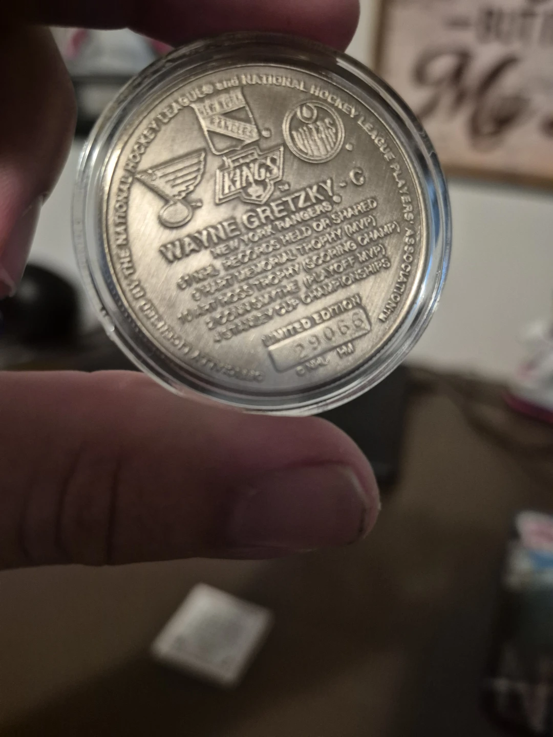 Wayne Gretzky Commemorative Retirement Medallion - photo 5