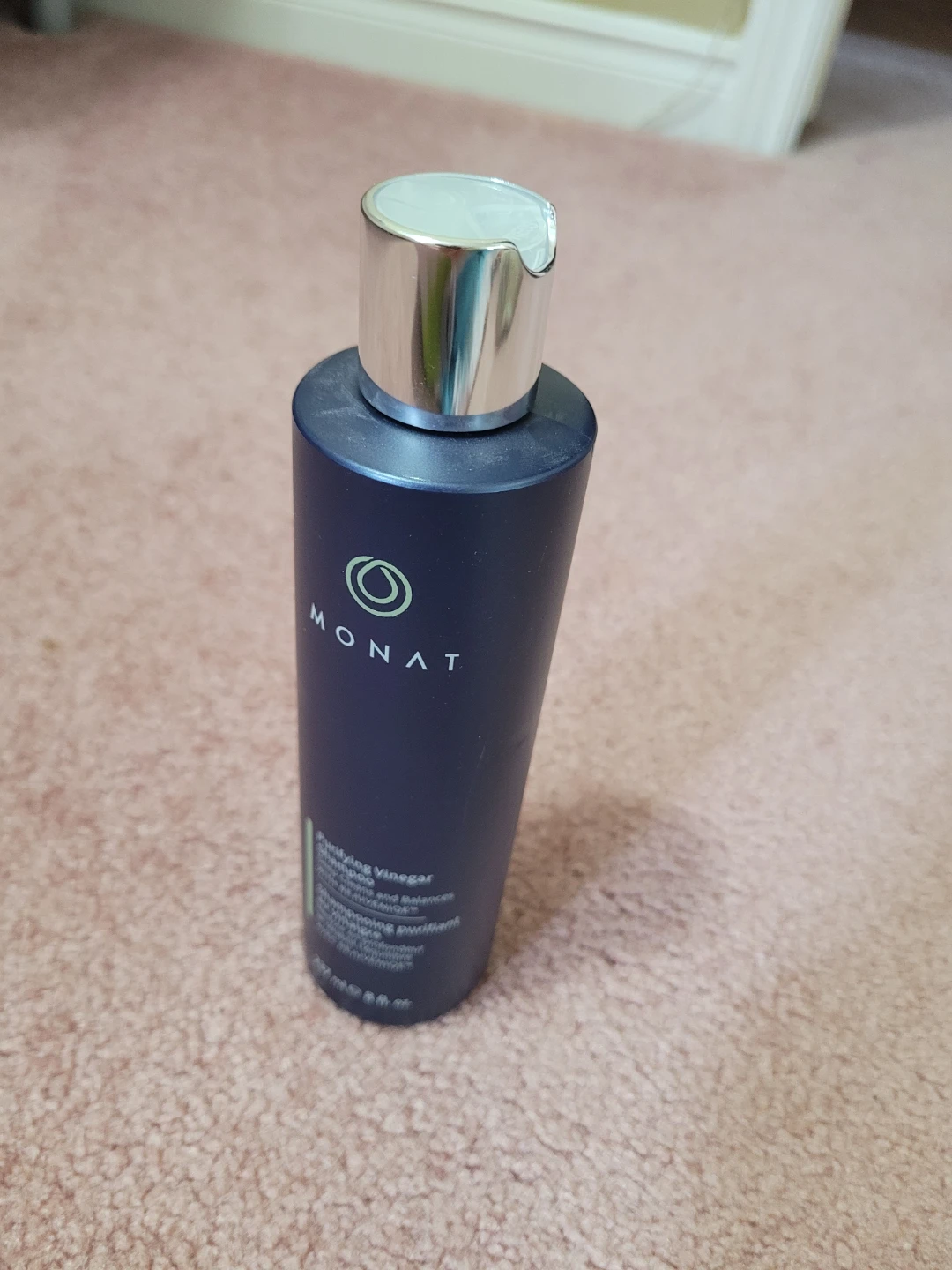 MONAT Purifying Vinegar Shampoo 8 oz