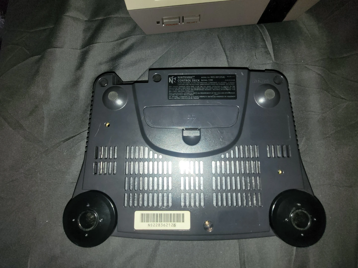 Nintendo 64 Console Bundle with Red Controller - photo 3