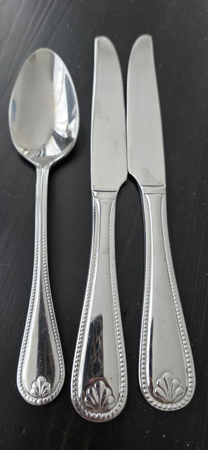 Spoon and 2 Knives - photo 2