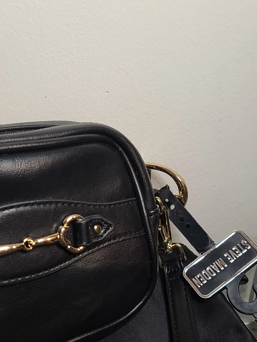Steve Madden Black Small Camera Bag - photo 2