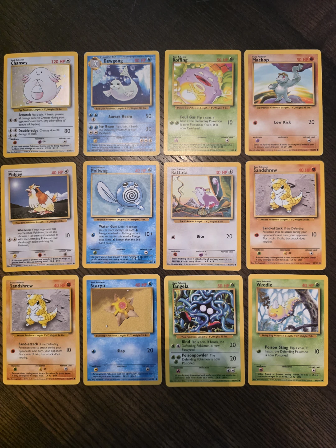 Lots of 1999/2000 Pokémon Cards