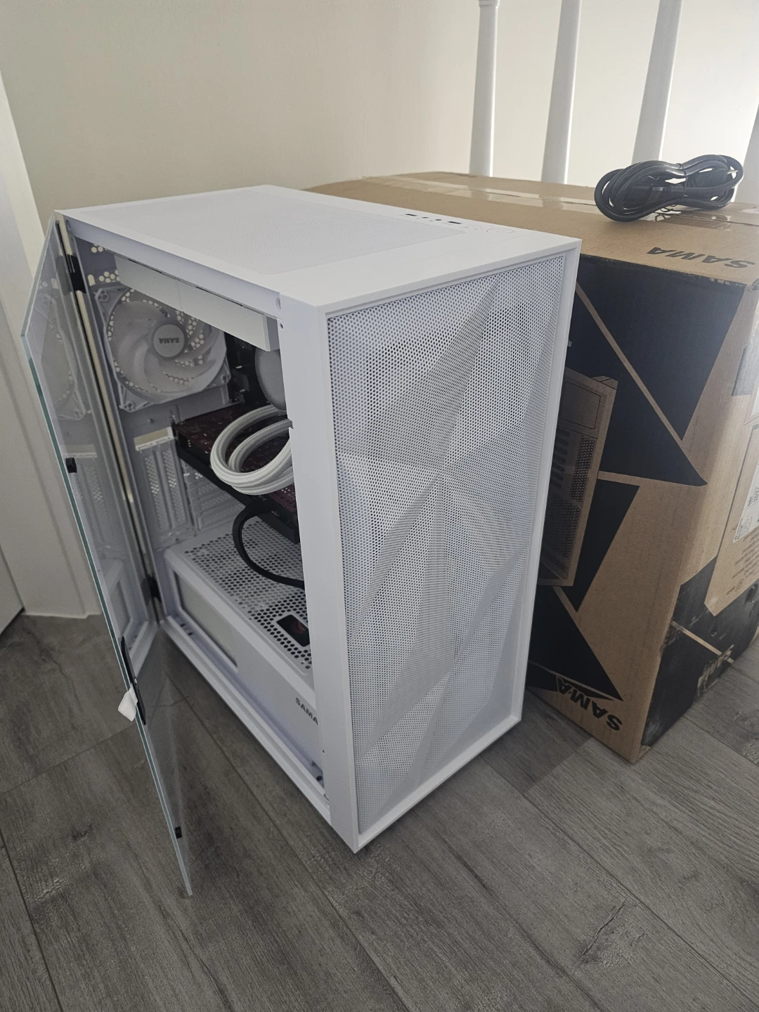 White Gaming PC. Almost Parts are Brand New! Window 11 Pro - photo 2